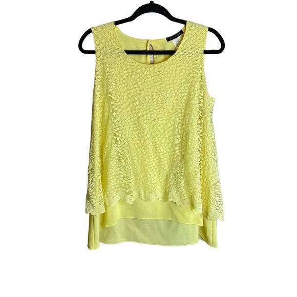 jennie & marlis Tops - 5 for $25🔥Medium Yellow Jennie & Marlis Lace Tank Top Blouse